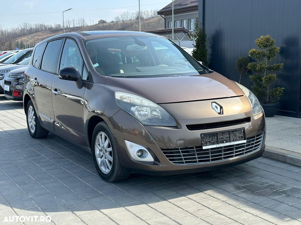 Renault Grand Scenic - 6