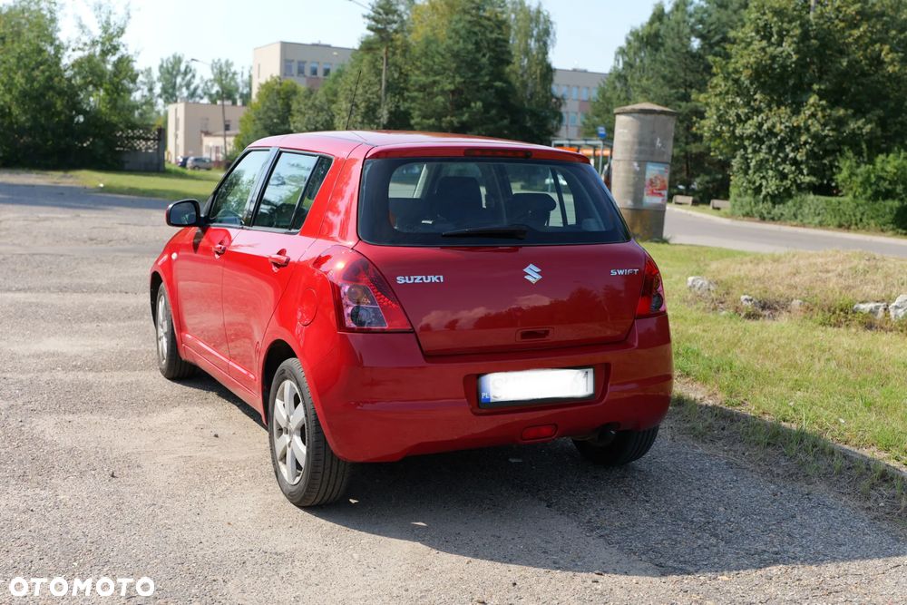 Suzuki Swift - 5