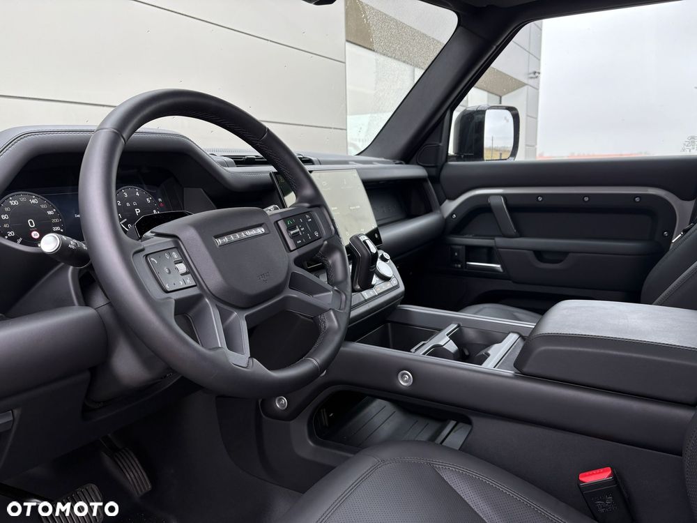 Land Rover Defender 5.0 P425 X-Dynamic HSE - 9