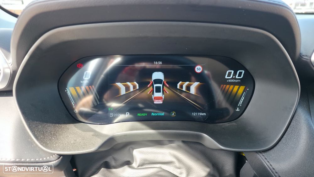 MG ZS 1.5 Hybrid+ Luxury - 16