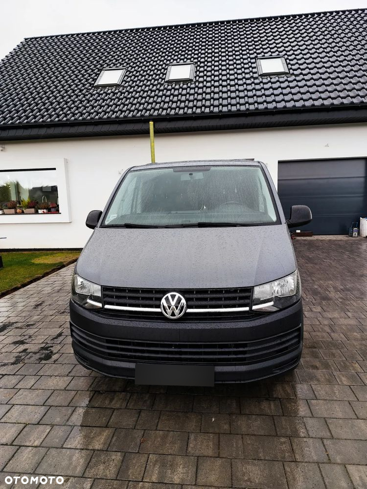 Volkswagen Transporter - 2