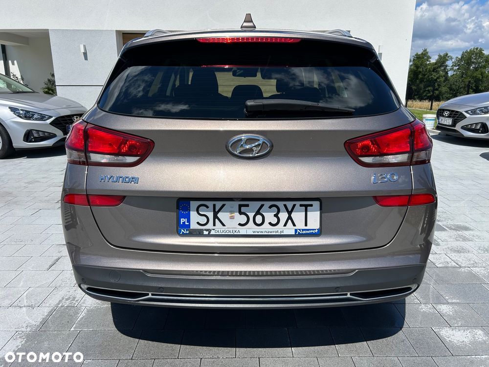 Hyundai i30 1.5 T-GDI 48V Smart - 8