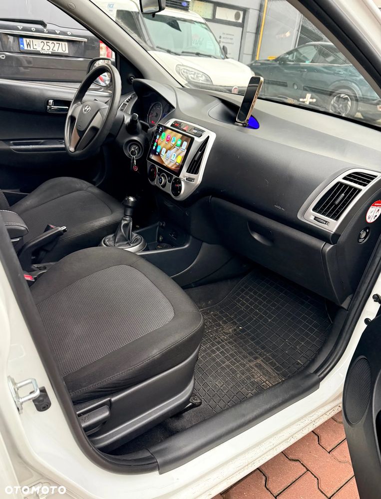 Hyundai i20 1.25 Classic + - 9