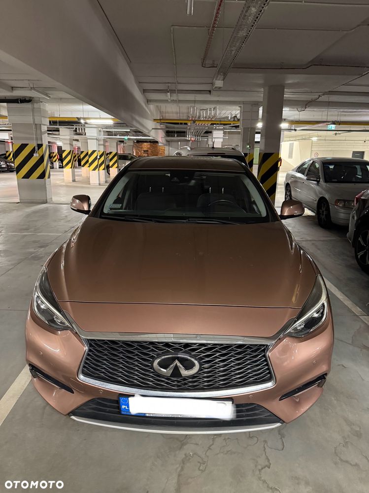 Infiniti Q30 1.5d Business 7DCT - 14