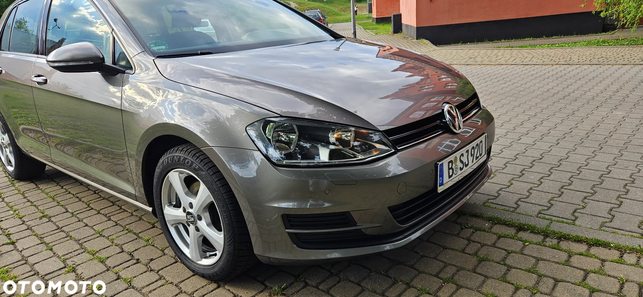 Volkswagen Golf VI 1.6 TDI BlueMot Comfortline - 5