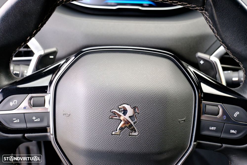 Peugeot 3008 1.2 PureTech Allure EAT8 - 19