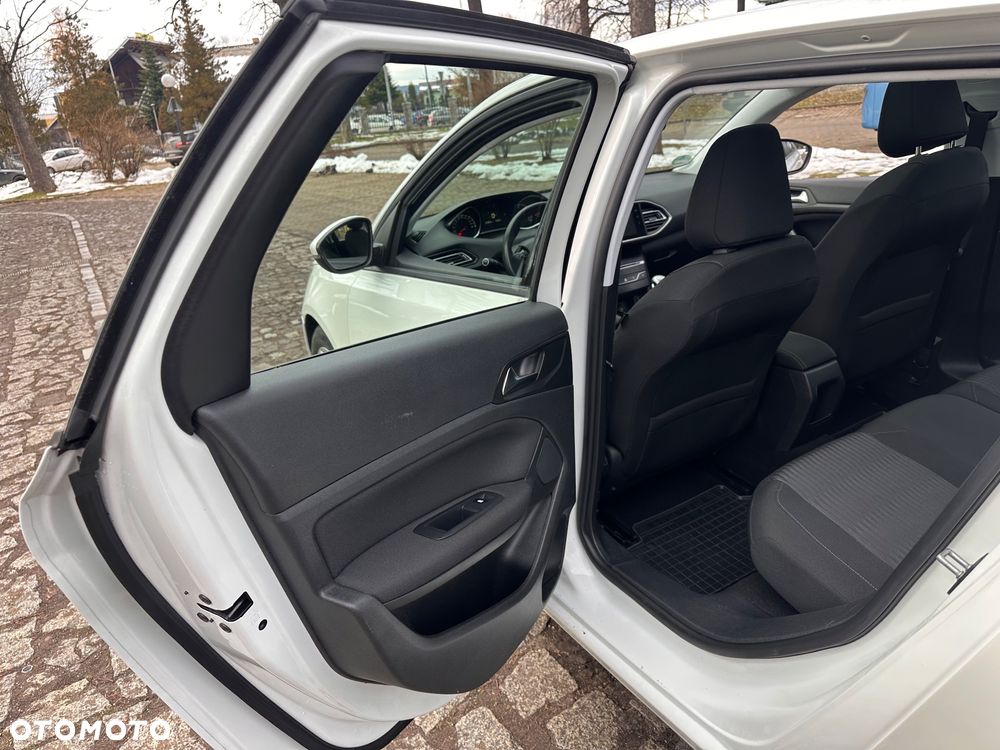 Peugeot 308 BlueHDi FAP 120 Stop&Start Active - 21