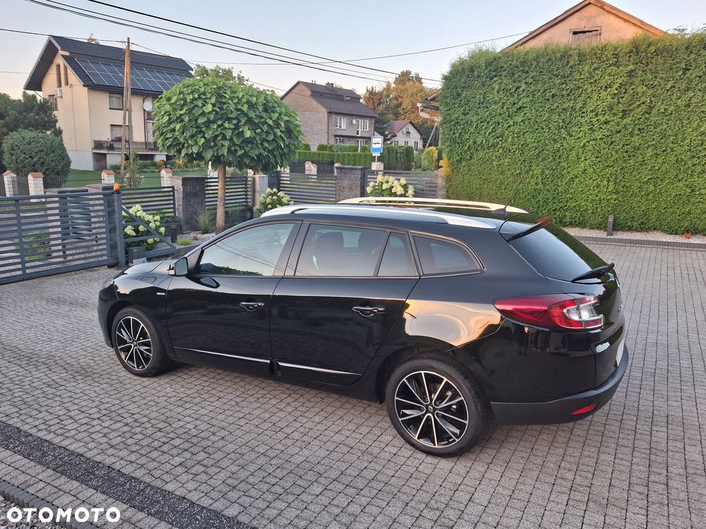 Renault Megane ENERGY TCe 115 Start & Stop Bose Edition - 4