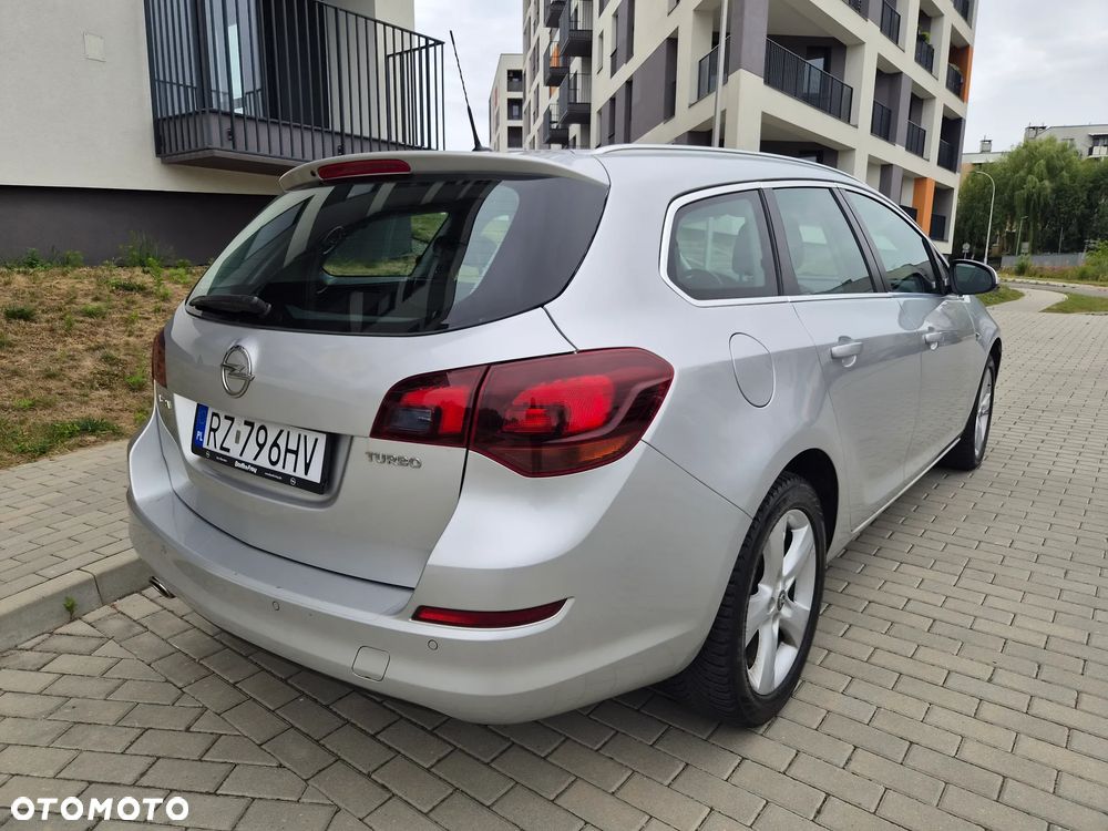 Opel Astra - 24