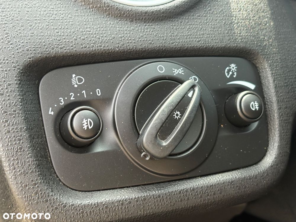Ford Fiesta 1.0 Start-Stop SYNC Edition - 28
