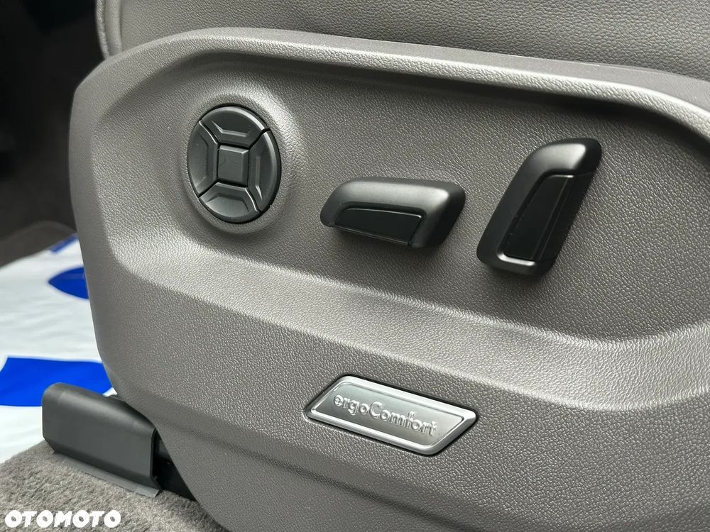 Volkswagen Touareg 3.0 V6 TFSI 4Motion - 17