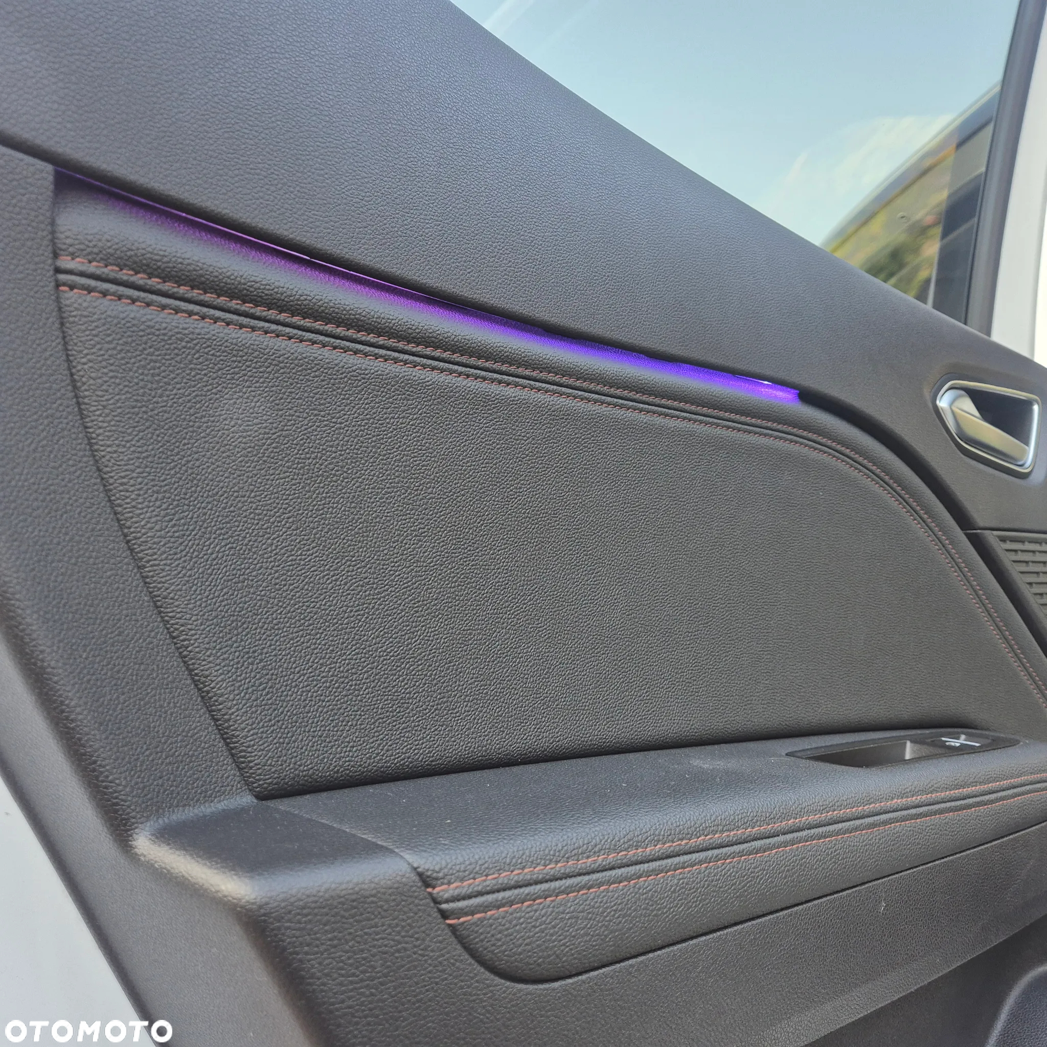Renault Captur E-TECH PLUG-in 160 INITIALE PARIS - 11
