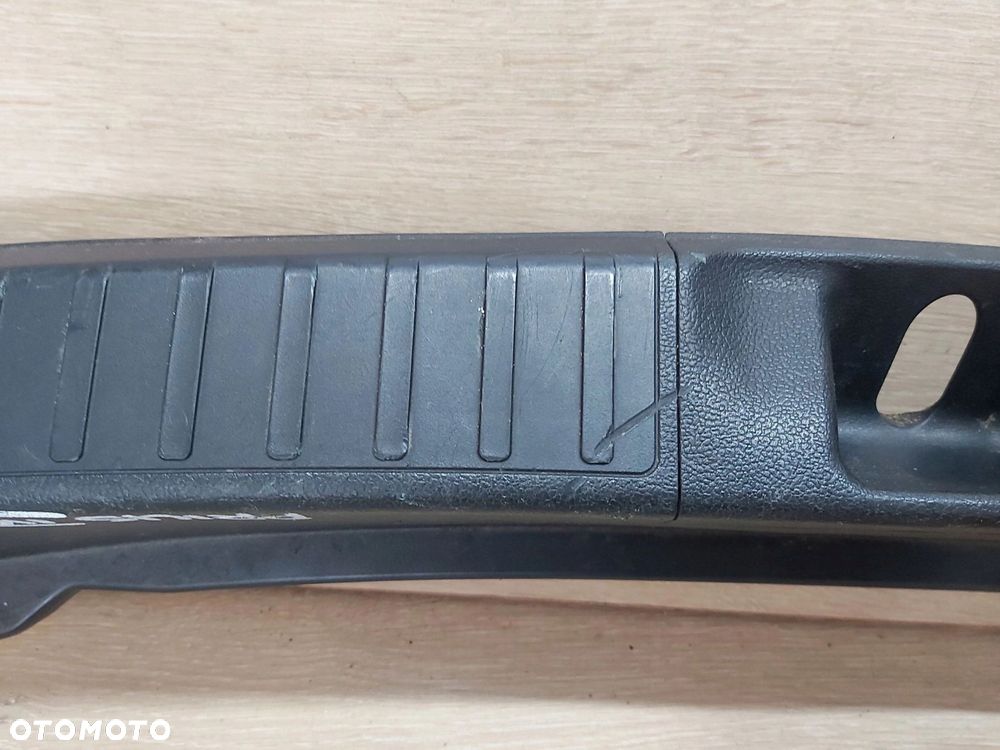 Toyota Prius IV 1,8 xw50 osłona pasa tylnego bagażnika 64716-47110 - 16