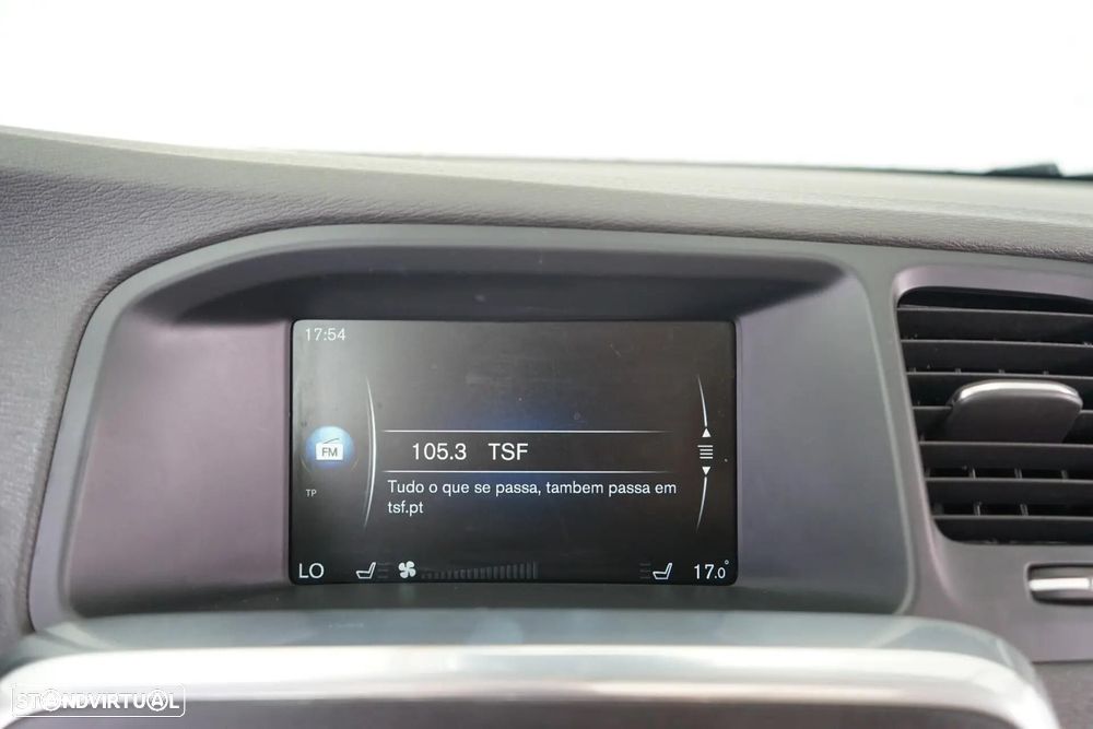 Volvo V60 2.4 D6 Summum AWD Phev - 33