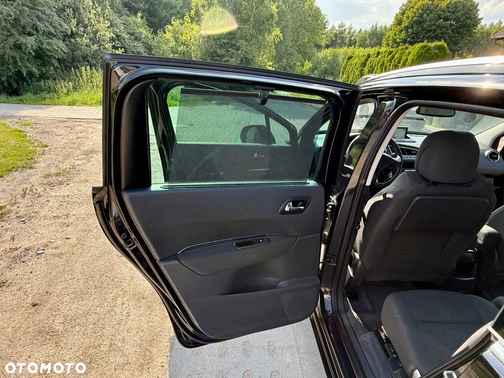Peugeot 5008 THP 165 EAT6 Stop & Start Allure - 29