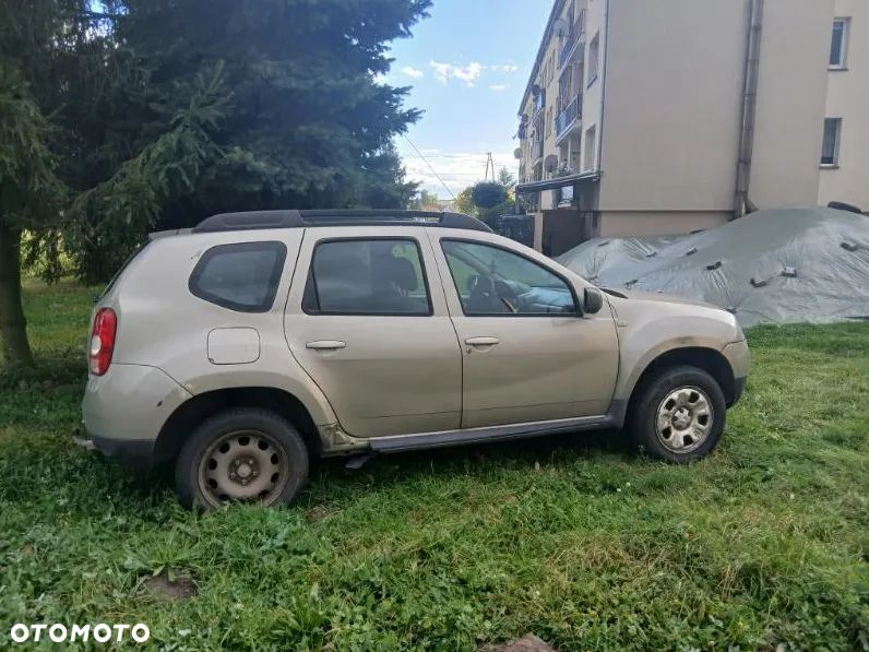 Dacia Duster 2011 photo 3