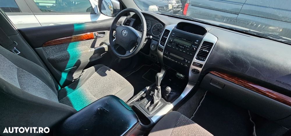 Toyota Land Cruiser 3.0 TD-4D Aut VX - 24