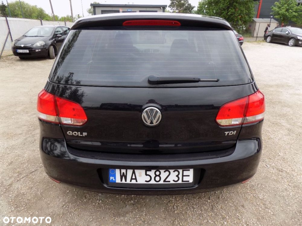 Volkswagen Golf - 17