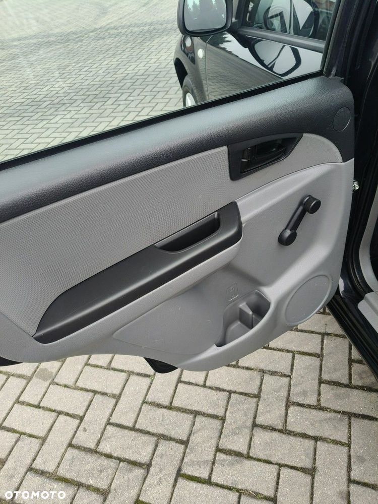 Suzuki SX4 - 12
