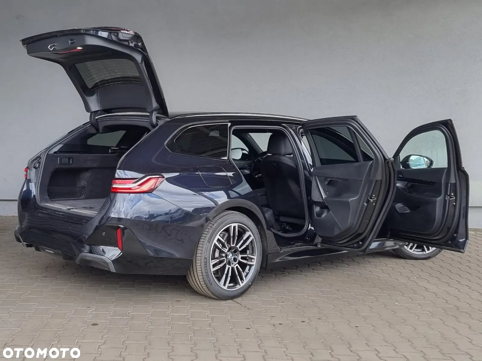 BMW Seria 5 520d Touring - 6