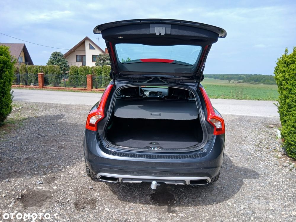 Volvo V60 D3 Summum - 39
