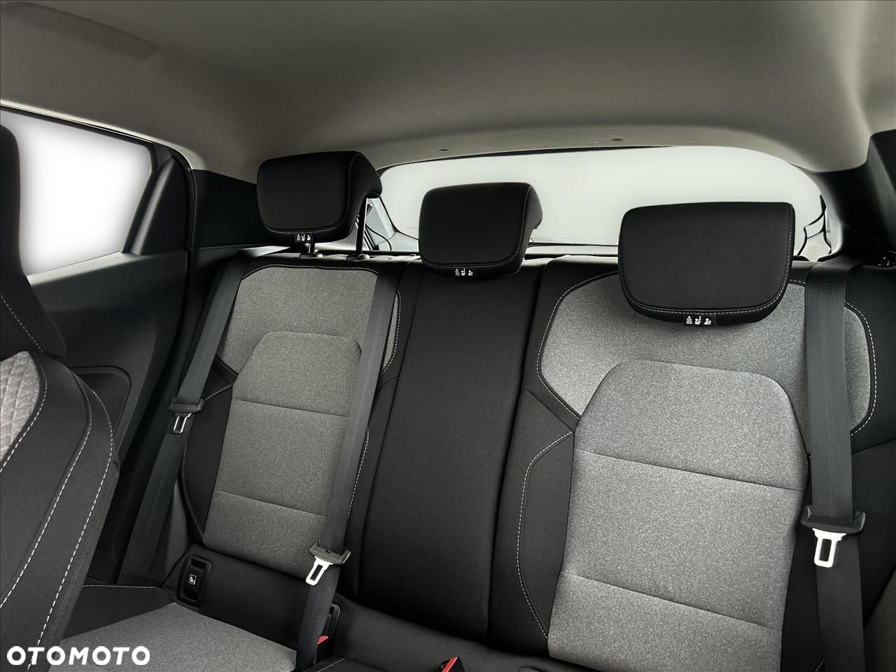 Renault Clio 1.0 TCe Evolution - 16