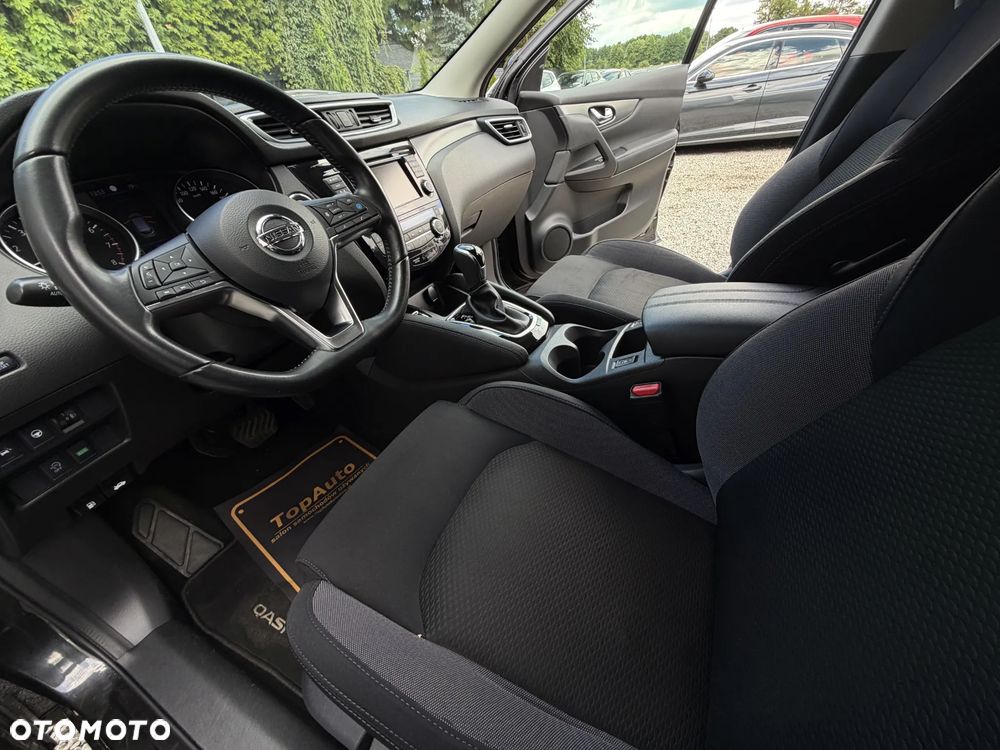 Nissan Qashqai 1.3 DIG-T DCT N-CONNECTA - 18