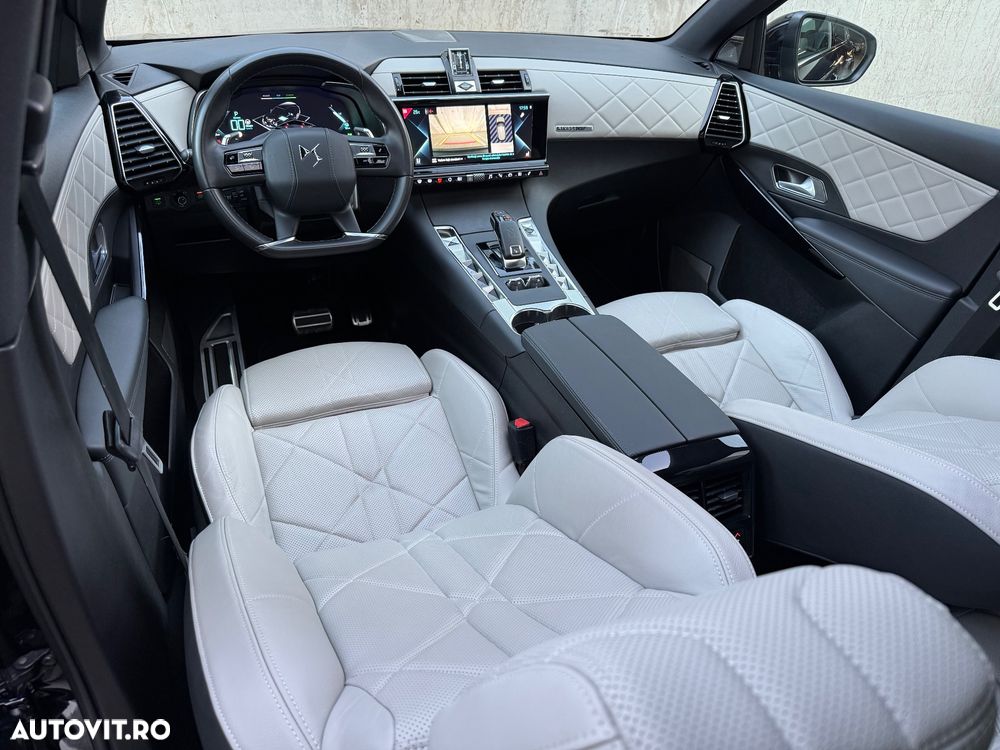 DS Automobiles DS 7 Crossback 4x4 300 RIVOLI - 9