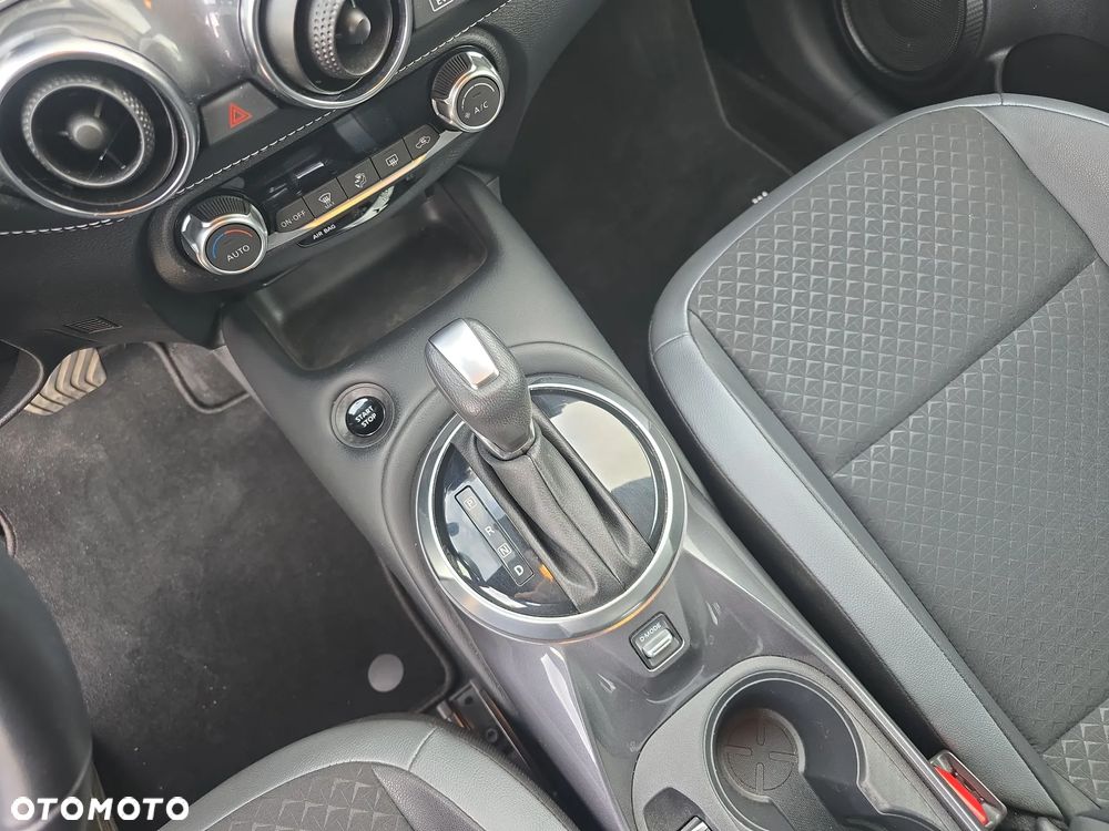 Nissan Juke 1.6 Hybrid N-Connecta AMT - 17