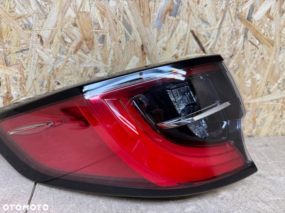 LAMPA TYŁ LEWA LED TOYOTA COROLLA E21 KOMBI - 12