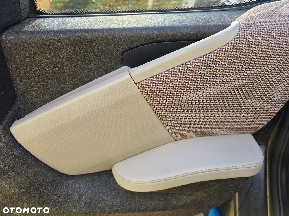 BMW i3 120 Ah - 29