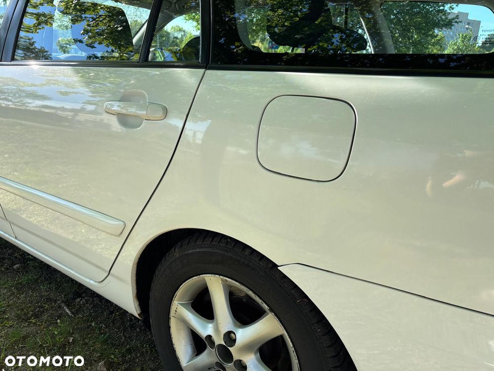 Toyota Corolla 1.4 D-4D Sol - 26