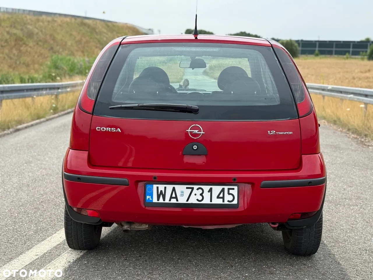 Opel Corsa 1.2 16V Essentia - 9
