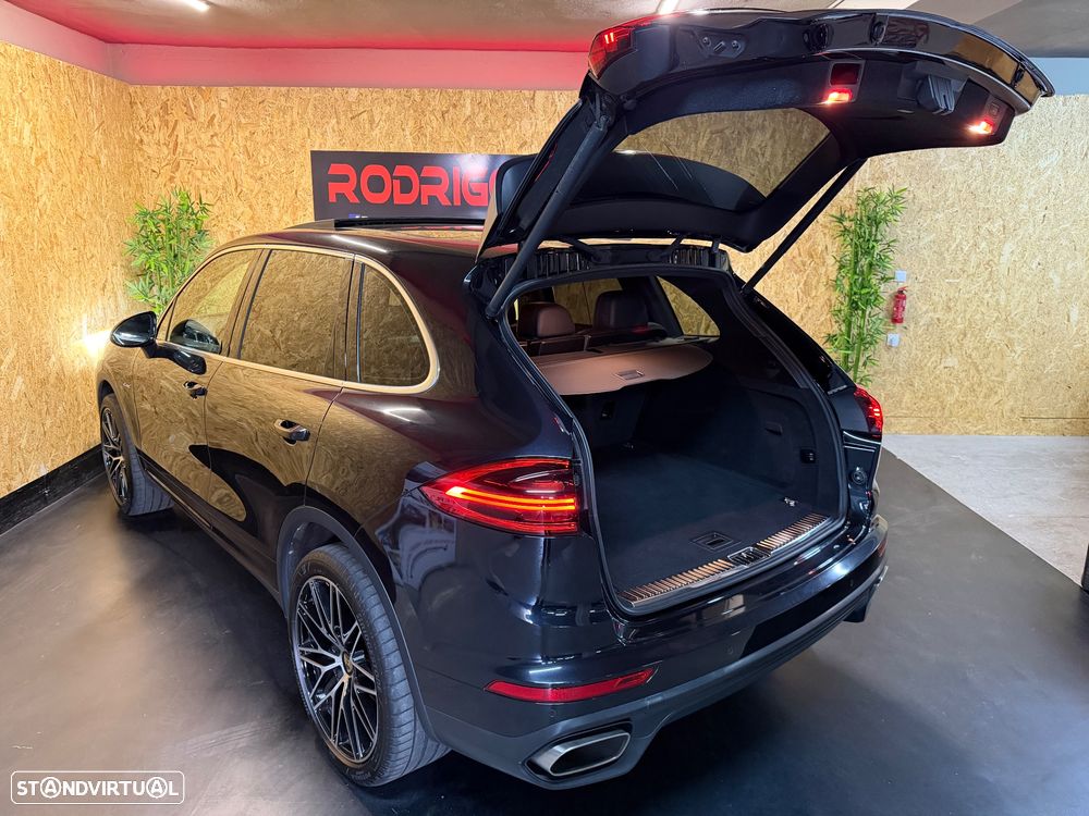 Porsche Cayenne 3.0 V6 - 34
