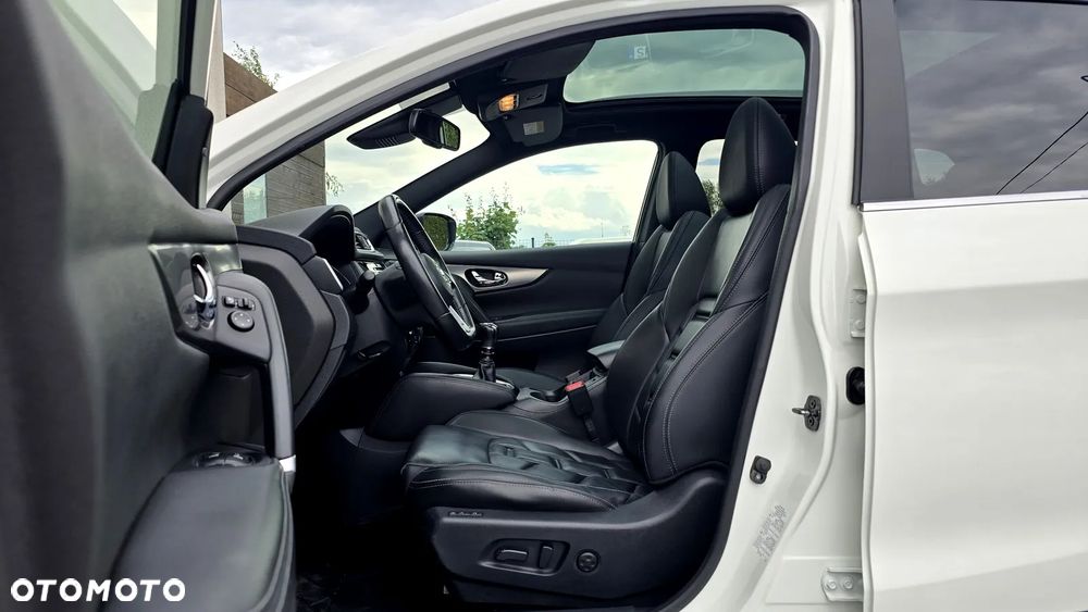 Nissan Qashqai 1.2 DIG-T Tekna+ - 18