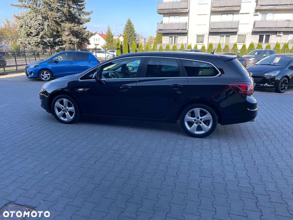 Opel Astra 1.4 Turbo Cosmo - 6