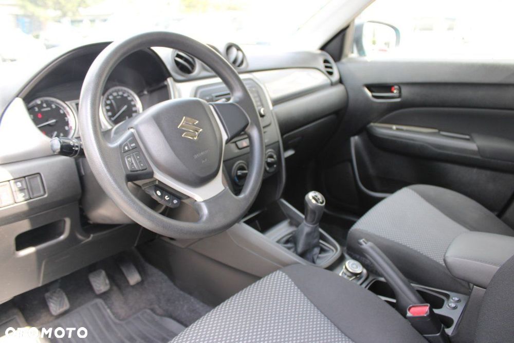 Suzuki Vitara - 10