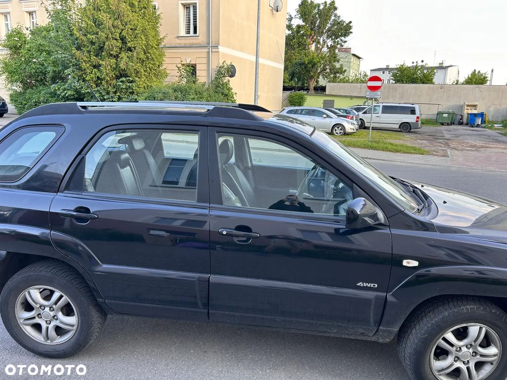 Kia Sportage 2.0 CRDi Expedition + - 6