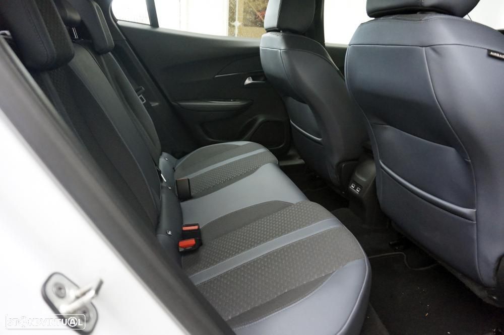 Peugeot 2008 1.2 PureTech Allure - 4