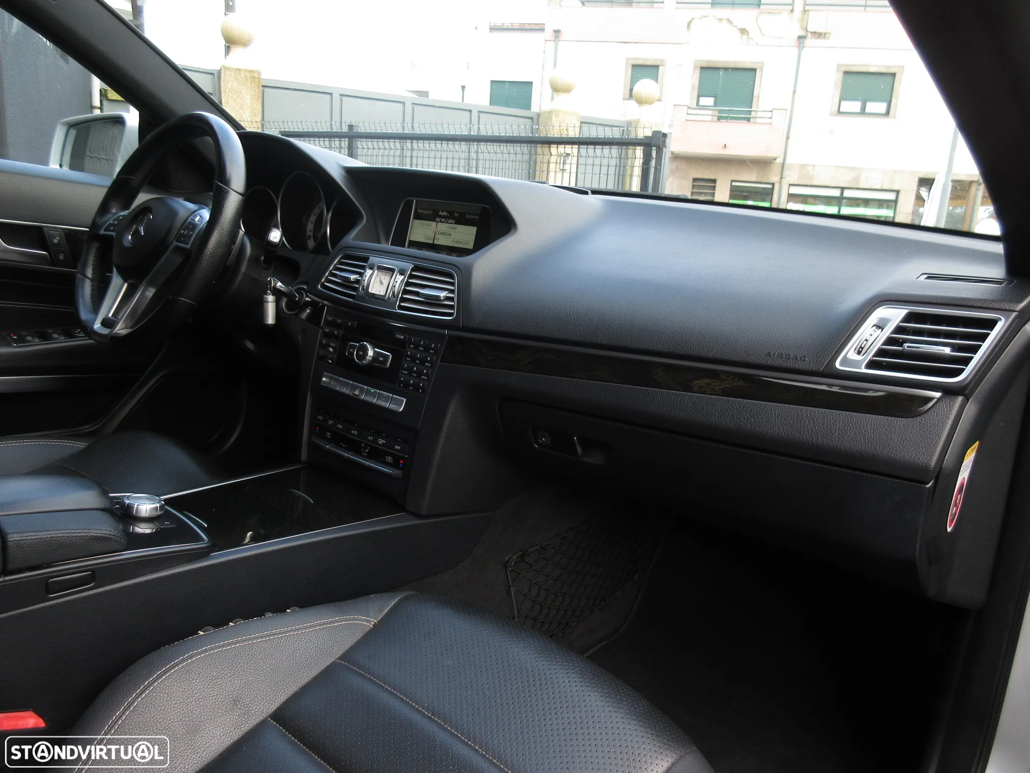 Mercedes-Benz E 250 CDi Avantgarde BlueEfficiency Auto. - 26