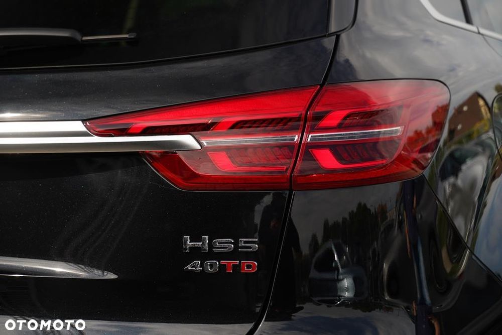Hongqi HS5 - 32