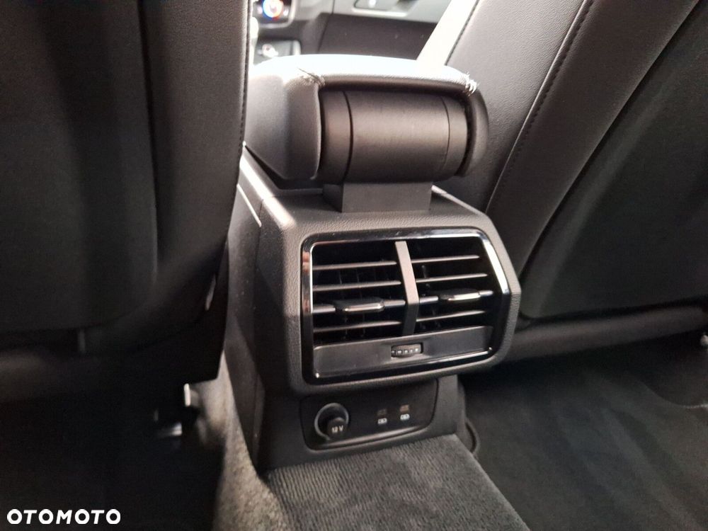 Audi Q3 Sportback 45 TFSI Quattro S-Line S tronic - 30