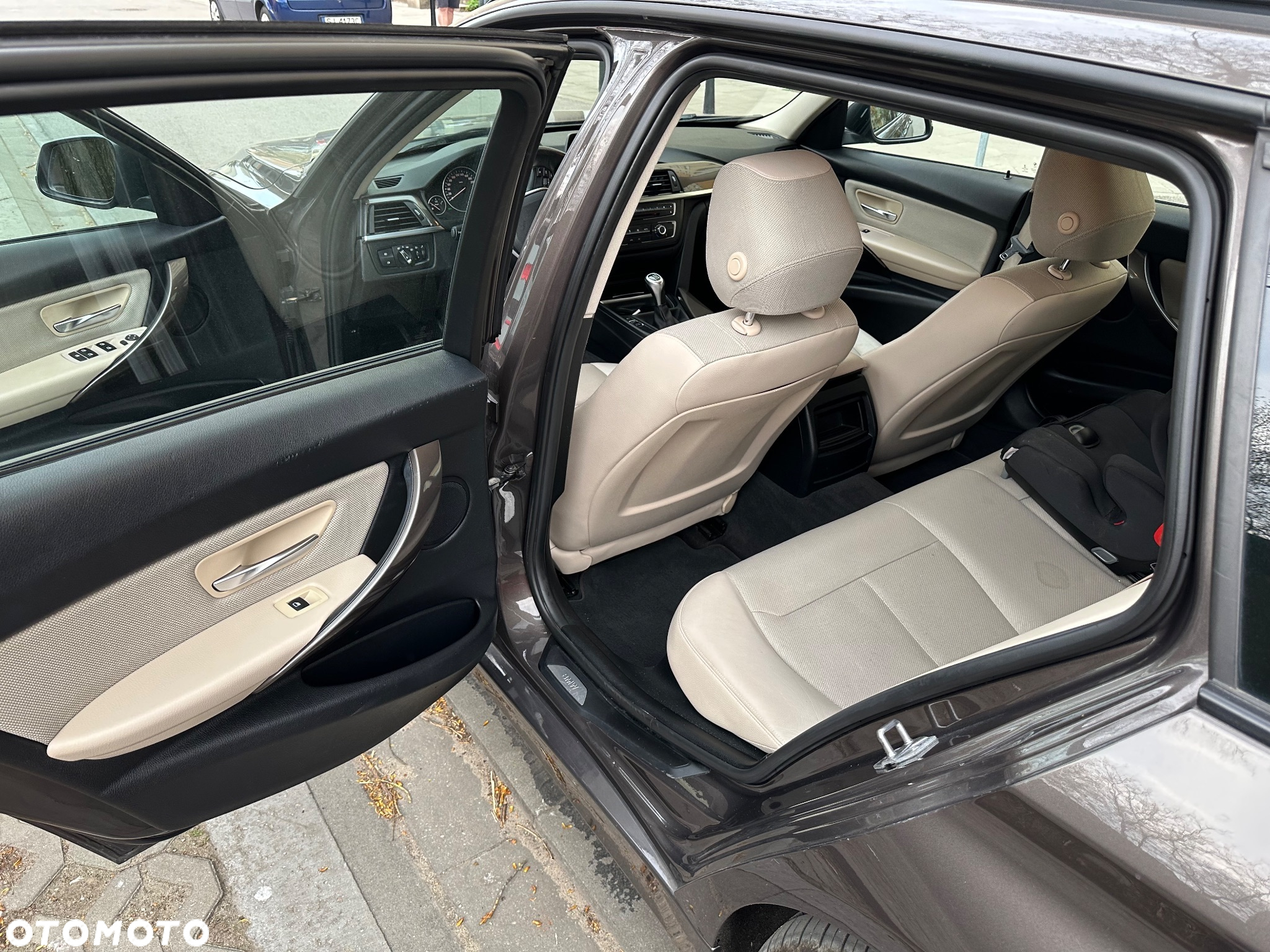 BMW Seria 3 316d Modern Line - 9