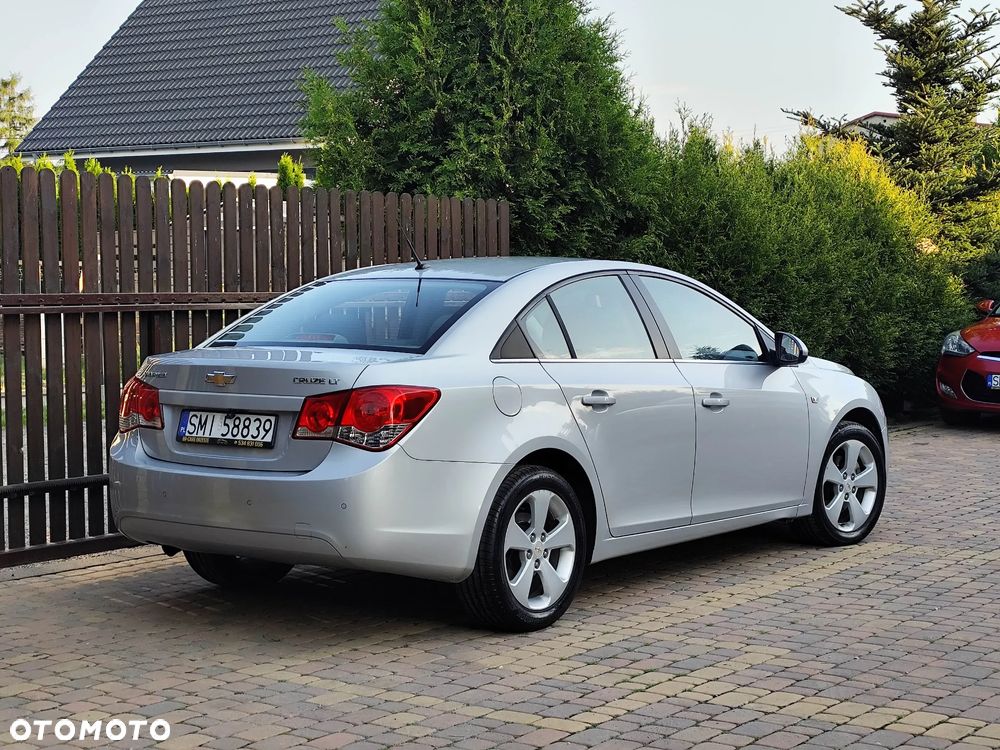 Chevrolet Cruze 2.0 LT - 12