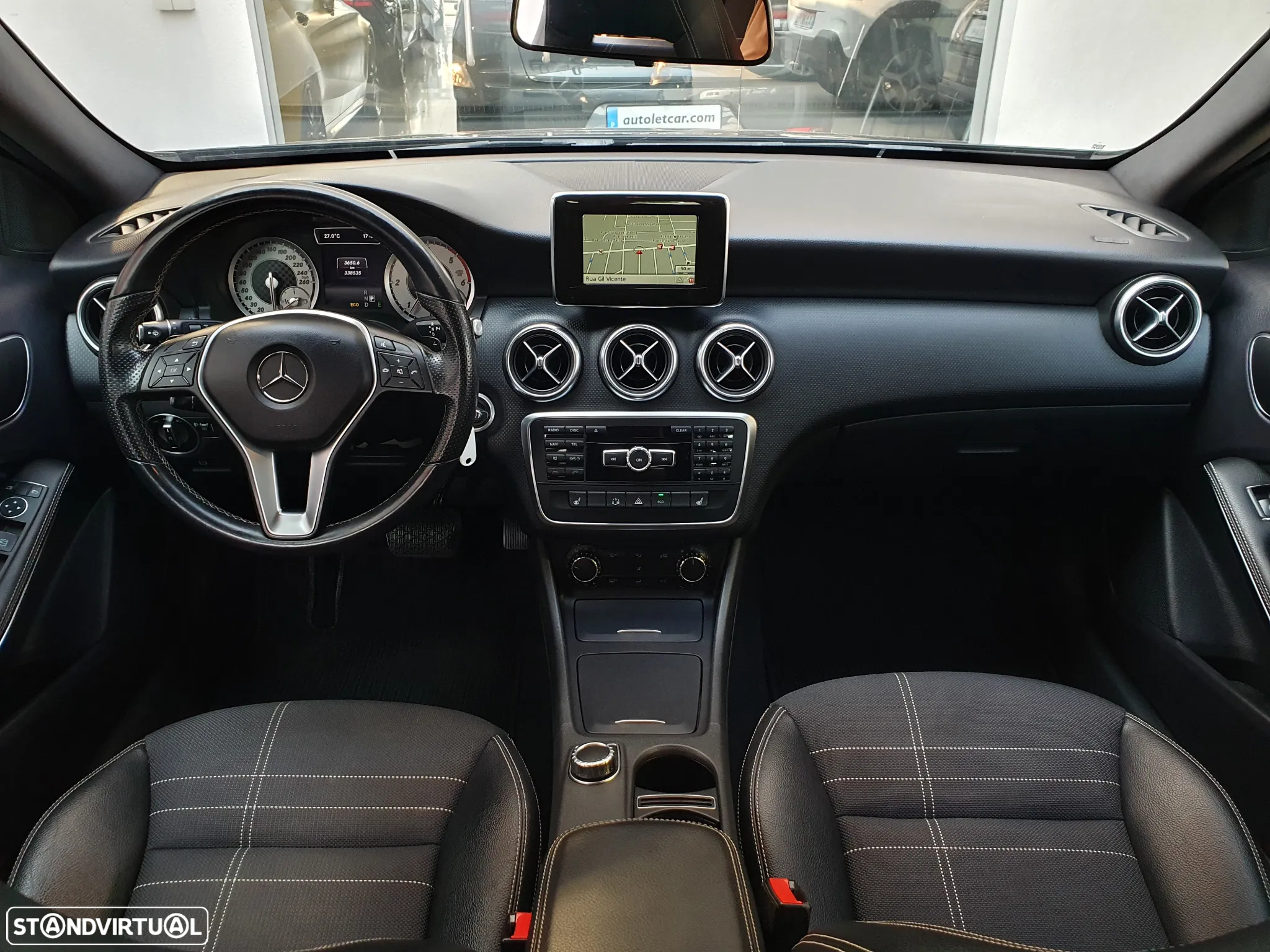 Mercedes-Benz A 200 CDI (BlueEFFICIENCY) 7G-DCT Urban - 22