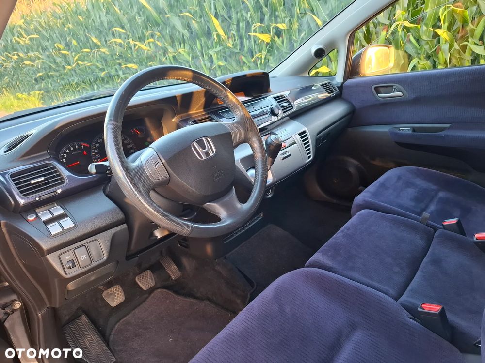 Honda FR-V 2.0 Comfort - 2