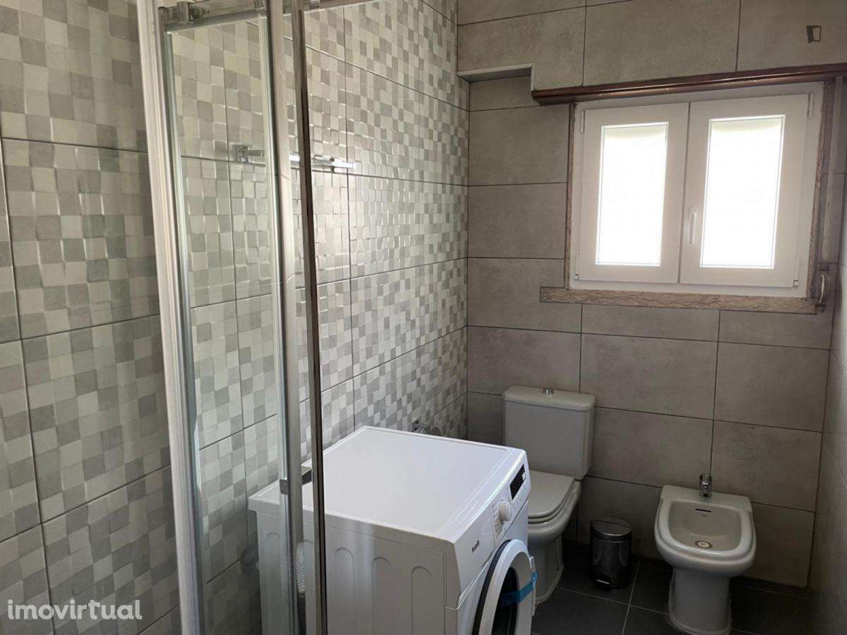 Apartamento com 3 quartos - localizado em Lisbon - Grande imagem: 4/11