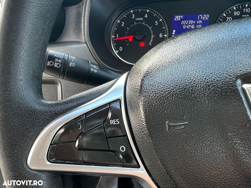 Dacia Duster 1.6 SCe 4WD Essential - 23