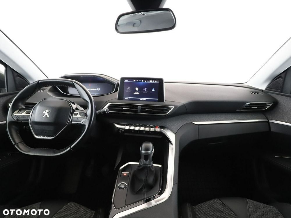 Peugeot 3008 1.5 BlueHDi Allure S&S - 16