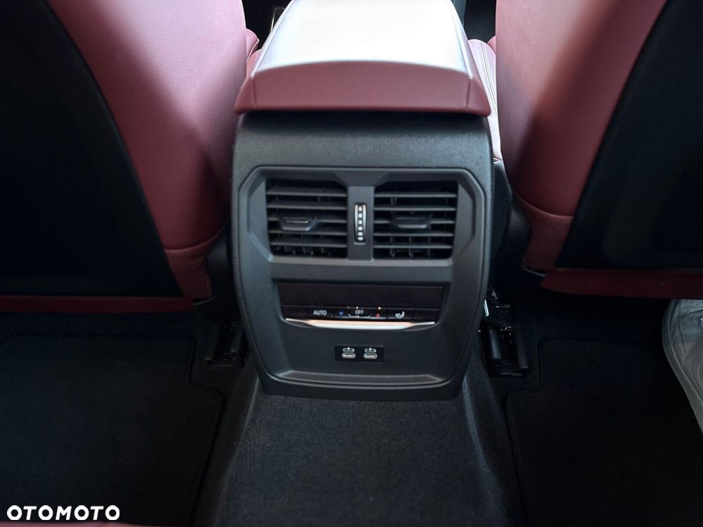 BMW Seria 3 - 22